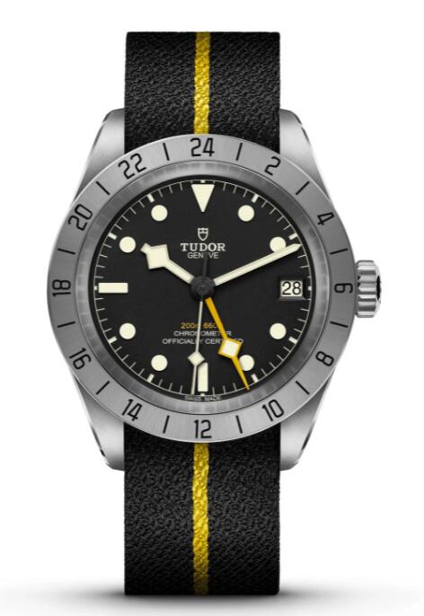 Tudor Black Bay Pro M79470-0002 Replica Watch